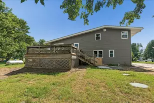 1188 E 3300 North Rd, Chebanse, IL 60922 - Photo 3