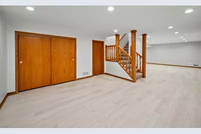 1029 N Carlyle Lane, Arlington Heights, IL 60004 - Photo 35