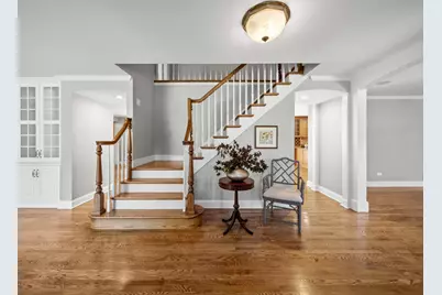 1029 N Carlyle Lane, Arlington Heights, IL 60004 - Photo 5