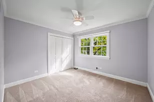1029 N Carlyle Ln, Arlington Heights, IL 60004 - Photo 29