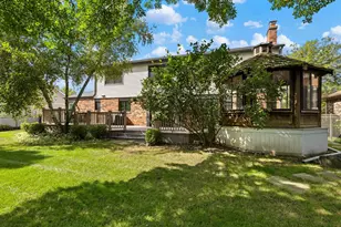 1029 N Carlyle Ln, Arlington Heights, IL 60004 - Photo 43