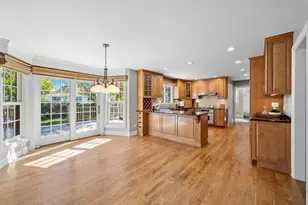 1029 N Carlyle Ln, Arlington Heights, IL 60004 - Photo 17