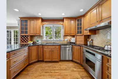 1029 N Carlyle Lane, Arlington Heights, IL 60004 - Photo 11