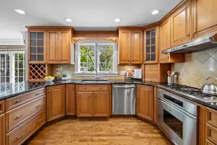 1029 N Carlyle Ln, Arlington Heights, IL 60004 - Photo 11