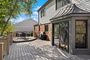 1029 N Carlyle Ln, Arlington Heights, IL 60004 - Photo 41