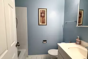 10385 Dearlove Rd, Glenview, IL 60025 - Photo 9