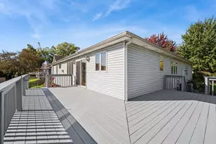 [Address not provided], Elgin, IL 60123 - Photo 29