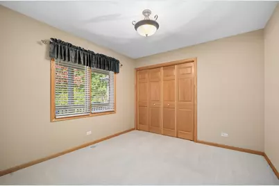 [Address not provided], Elgin, IL 60123 - Photo 21