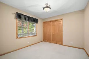 [Address not provided], Elgin, IL 60123 - Photo 21