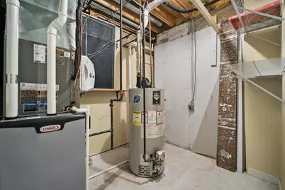 [Address not provided], Elgin, IL 60123 - Photo 25