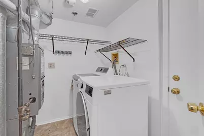 1239 S Wellington Court #1239, Buffalo Grove, IL 60089 - Photo 13