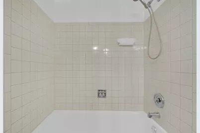 1239 S Wellington Court #1239, Buffalo Grove, IL 60089 - Photo 23