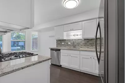1239 S Wellington Court #1239, Buffalo Grove, IL 60089 - Photo 5