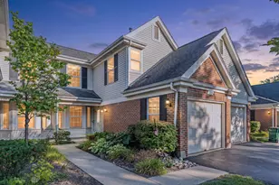 1239 S Wellington Ct, Buffalo Grove, IL 60089 - Photo 1