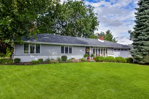 1612 N Washington St, Wheaton, IL 60187 - Photo 1