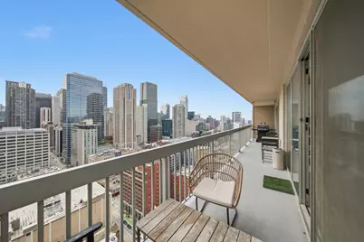 545 N Dearborn Street #3205, Chicago, IL 60654 - Photo 23