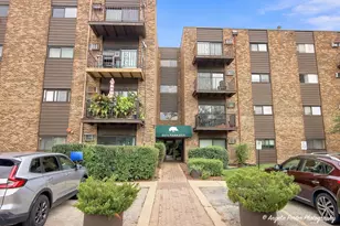 8970 N Parkside Ave, Des Plaines, IL 60016 - Photo 1