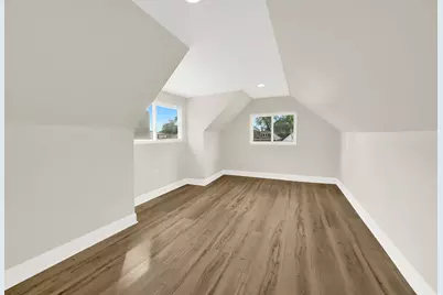 3237 W 64th Place, Chicago, IL 60629 - Photo 7