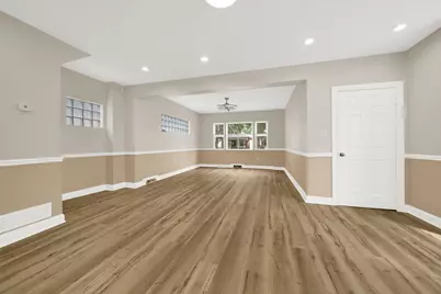 3237 W 64th Place, Chicago, IL 60629 - Photo 5