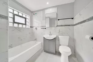 3237 W 64th Pl, Chicago, IL 60629 - Photo 9