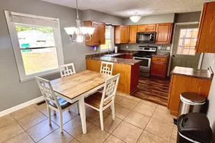 139 Fielder Dr, Salem, IL 62881 - Photo 7