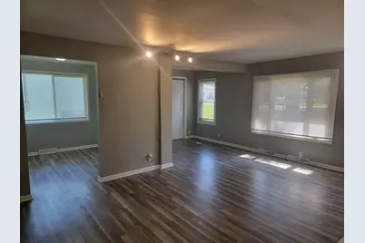 810 Southside Avenue, McHenry, IL 60051 - Photo 13