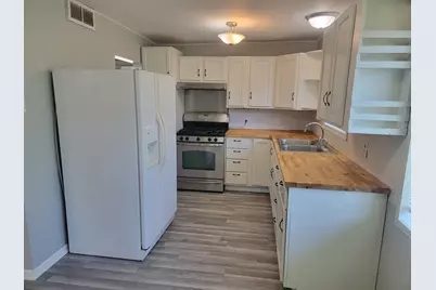 810 Southside Avenue, McHenry, IL 60051 - Photo 7