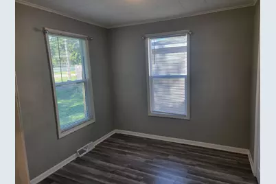 810 Southside Avenue, McHenry, IL 60051 - Photo 15