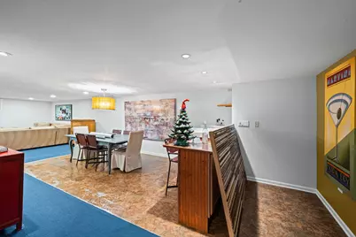 9400 Kilbourn Avenue, Skokie, IL 60076 - Photo 19