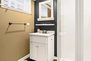 9400 Kilbourn Ave, Skokie, IL 60076 - Photo 21