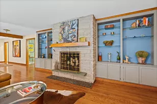 9400 Kilbourn Ave, Skokie, IL 60076 - Photo 5