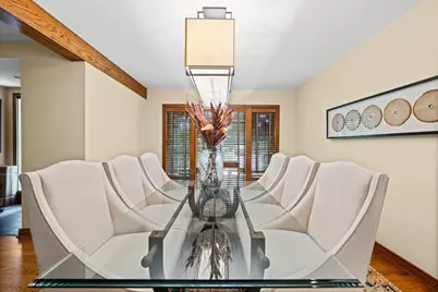 9400 Kilbourn Avenue, Skokie, IL 60076 - Photo 7