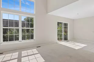 1121 E Danbury Dr, Cary, IL 60013 - Photo 11