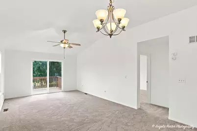 512 Legend Lane #512, McHenry, IL 60050 - Photo 5