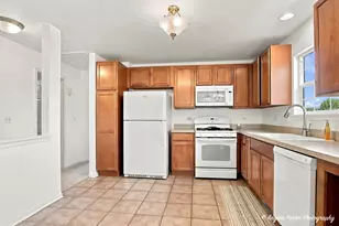 512 Legend Ln, McHenry, IL 60050 - Photo 11