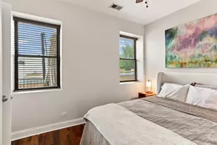 1965 W Cullom Ave, Chicago, IL 60613 - Photo 13