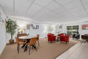1000 S Lorraine Rd, Wheaton, IL 60189 - Photo 5