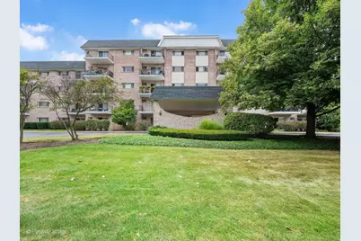 1000 S Lorraine Road #104, Wheaton, IL 60189 - Photo 3