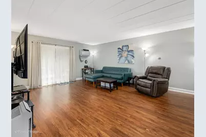 1000 S Lorraine Road #104, Wheaton, IL 60189 - Photo 7
