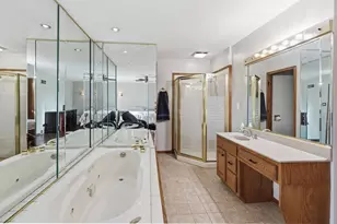 4602 Magnolia Dr, Rolling Meadows, IL 60008 - Photo 15