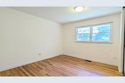 2030 Crestwood Lane, Palatine, IL 60067 - Photo 15