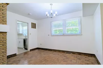 2030 Crestwood Lane, Palatine, IL 60067 - Photo 7
