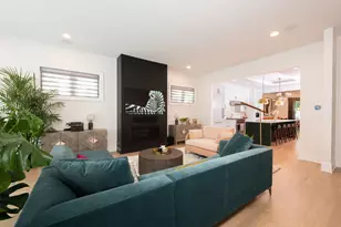2447 W Moffat St, Chicago, IL 60647 - Photo 13