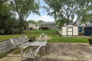137 Sherman Ct, Bartlett, IL 60103 - Photo 21