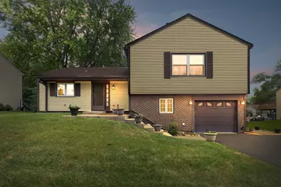 137 Sherman Court, Bartlett, IL 60103 - Photo 1