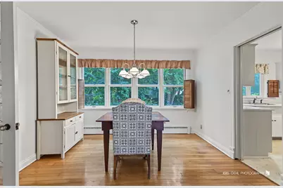 19 S Hawthorne Boulevard, Mundelein, IL 60060 - Photo 9