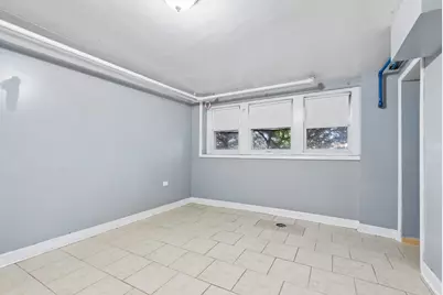 2347 Harvey Avenue, Berwyn, IL 60402 - Photo 17