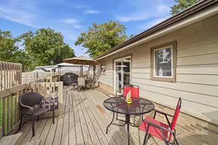 1231 Springdale Ln, Elk Grove Village, IL 60007 - Photo 23