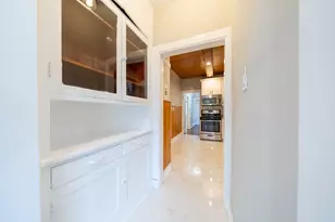 6846 S Paxton Ave, Chicago, IL 60649 - Photo 15
