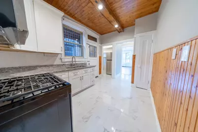 6846 S Paxton Avenue #2, Chicago, IL 60649 - Photo 13